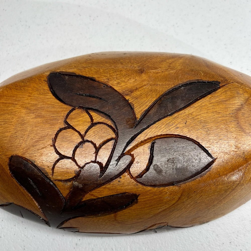 Carved wood serving bowl monkey pod 5 compartments 12x 7x 2 Inches - Picture 2 of 11